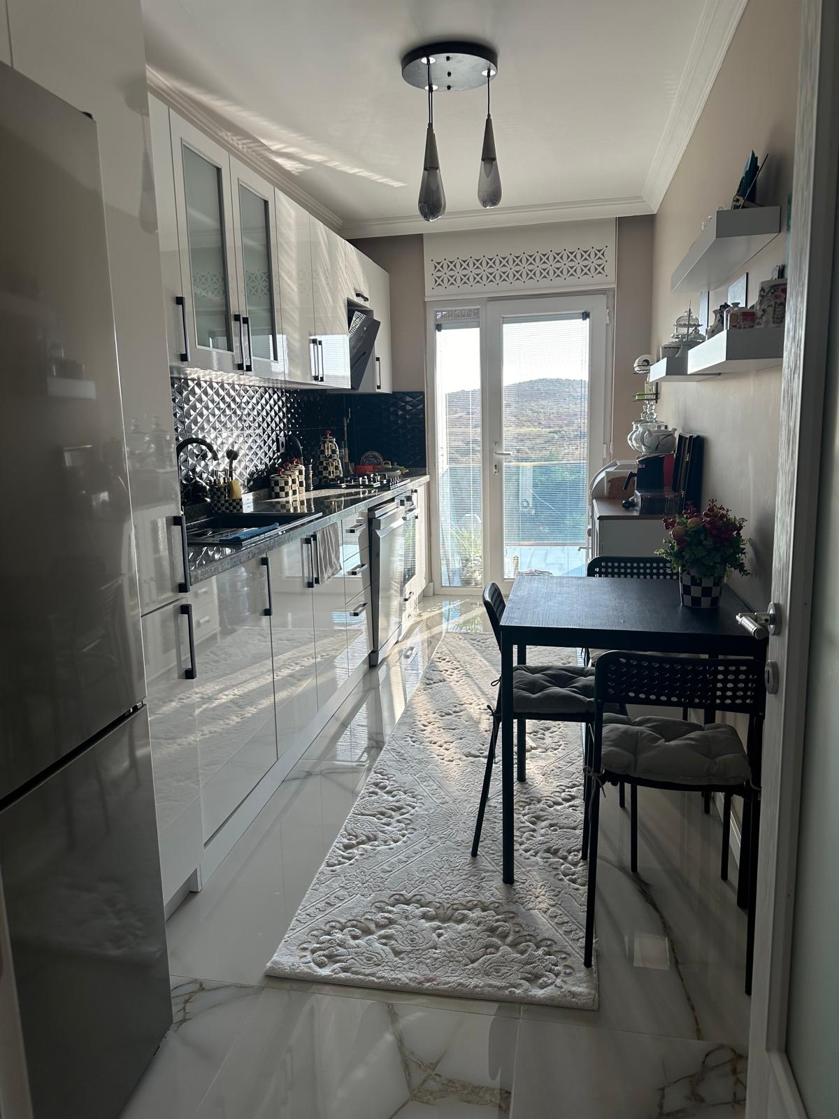 Tuzla Aydınlı'da Satılık 3+1 Daire
