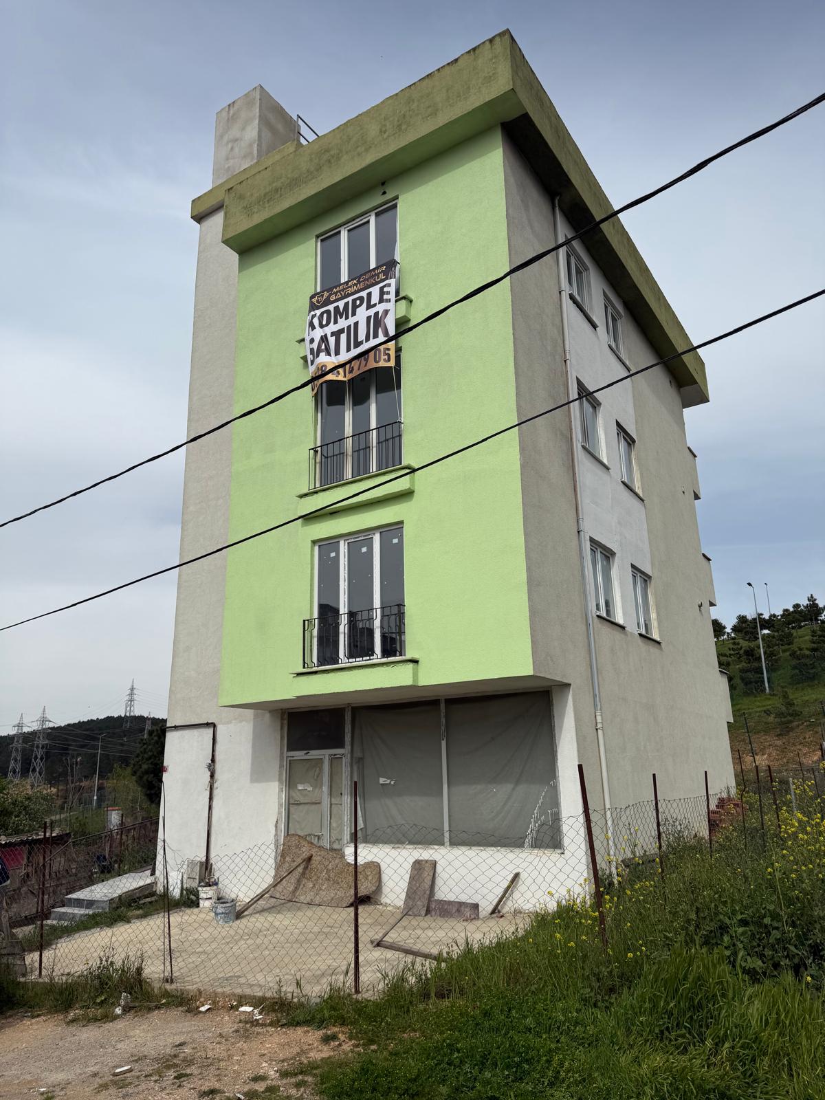 Tuzla Aydınlı'da Komple Satılık Bina Yüksek Kira Potansiyelli