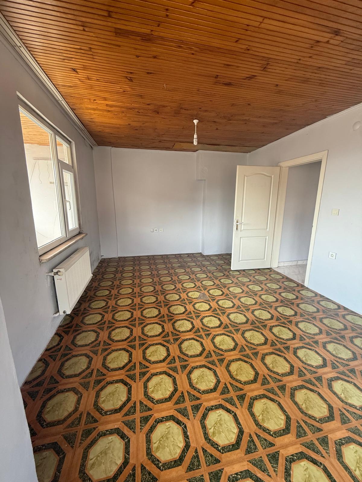 Maltepe Başıbüyük'te Deniz ve Orman Manzaralı 2+1 Daire
