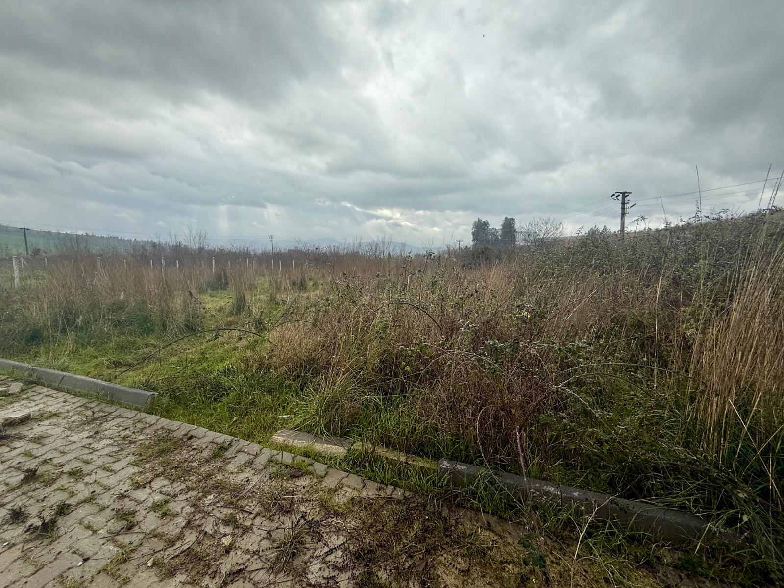 YALOVA ÇİFTLİKKÖY KILIÇ KÖYÜ 891m2 İMARLI SATILIK ARSA
