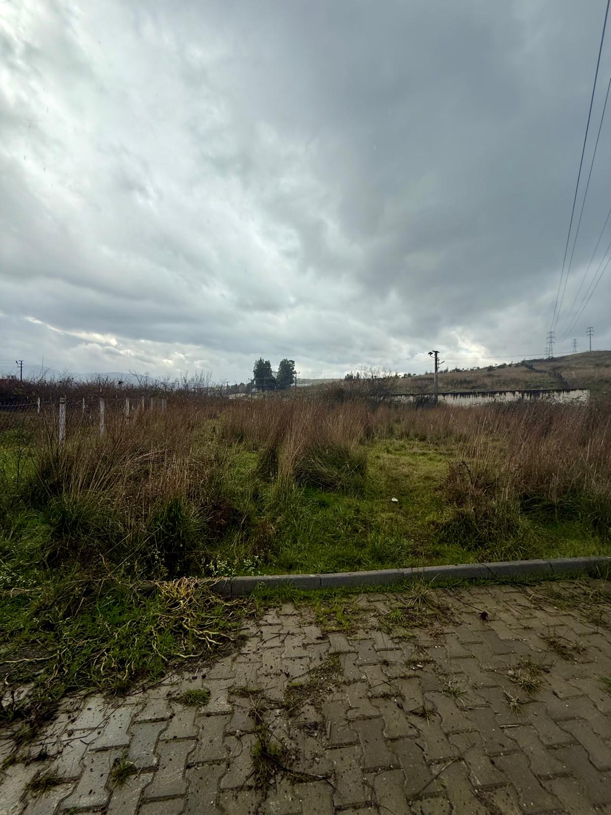 YALOVA ÇİFTLİKKÖY KILIÇ KÖYÜ 891m2 İMARLI SATILIK ARSA